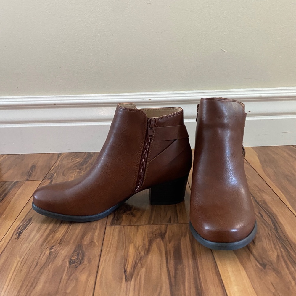 SOUL Naturalizer - Calm Block Heel Bootie - Wide Width